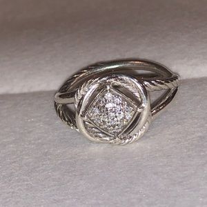 David Yurman Infinity Ring with Diamonds
